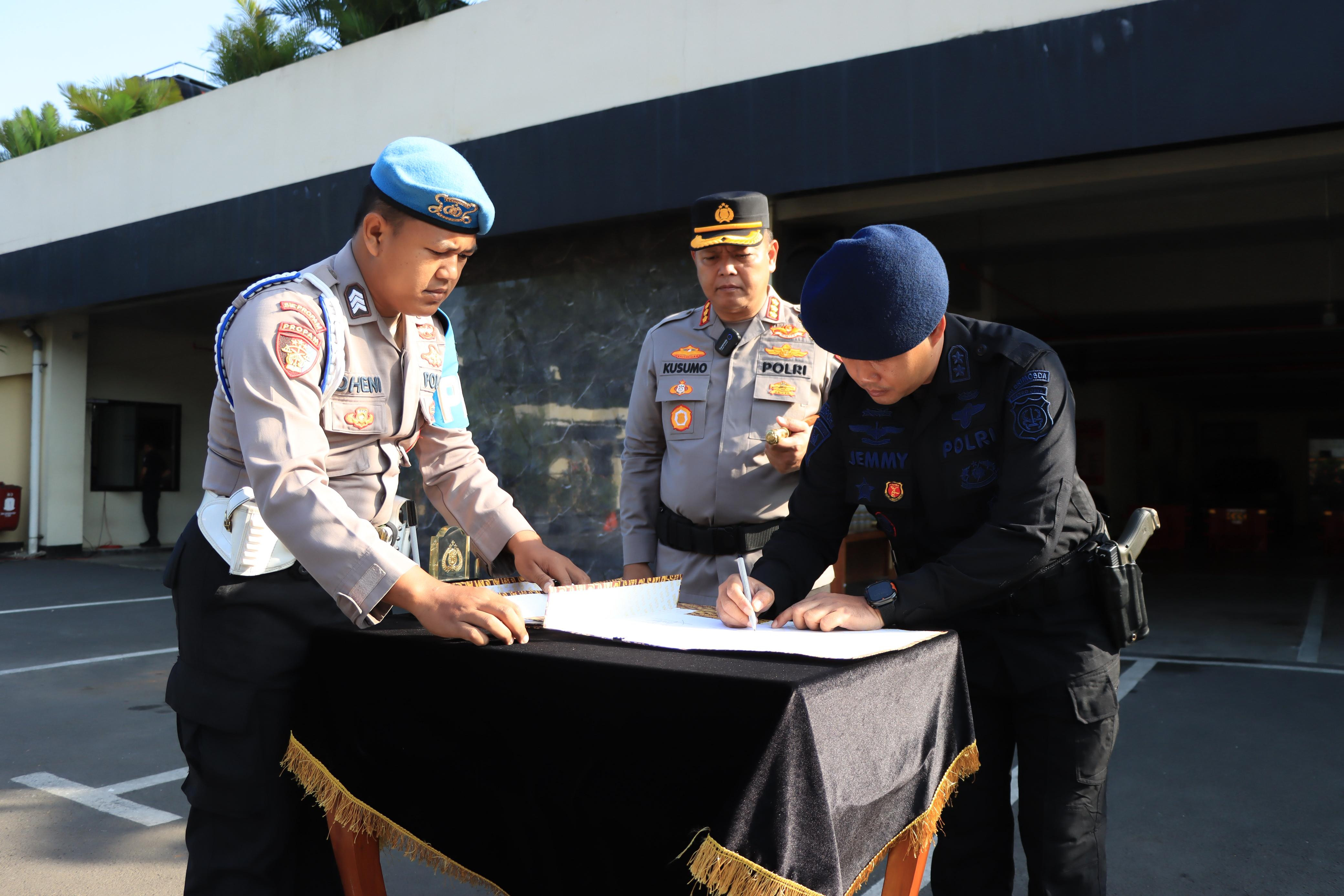 Serah Terima Mako Brimob, Perkuat Sinergi Jaga Keamanan Kota Bekasi