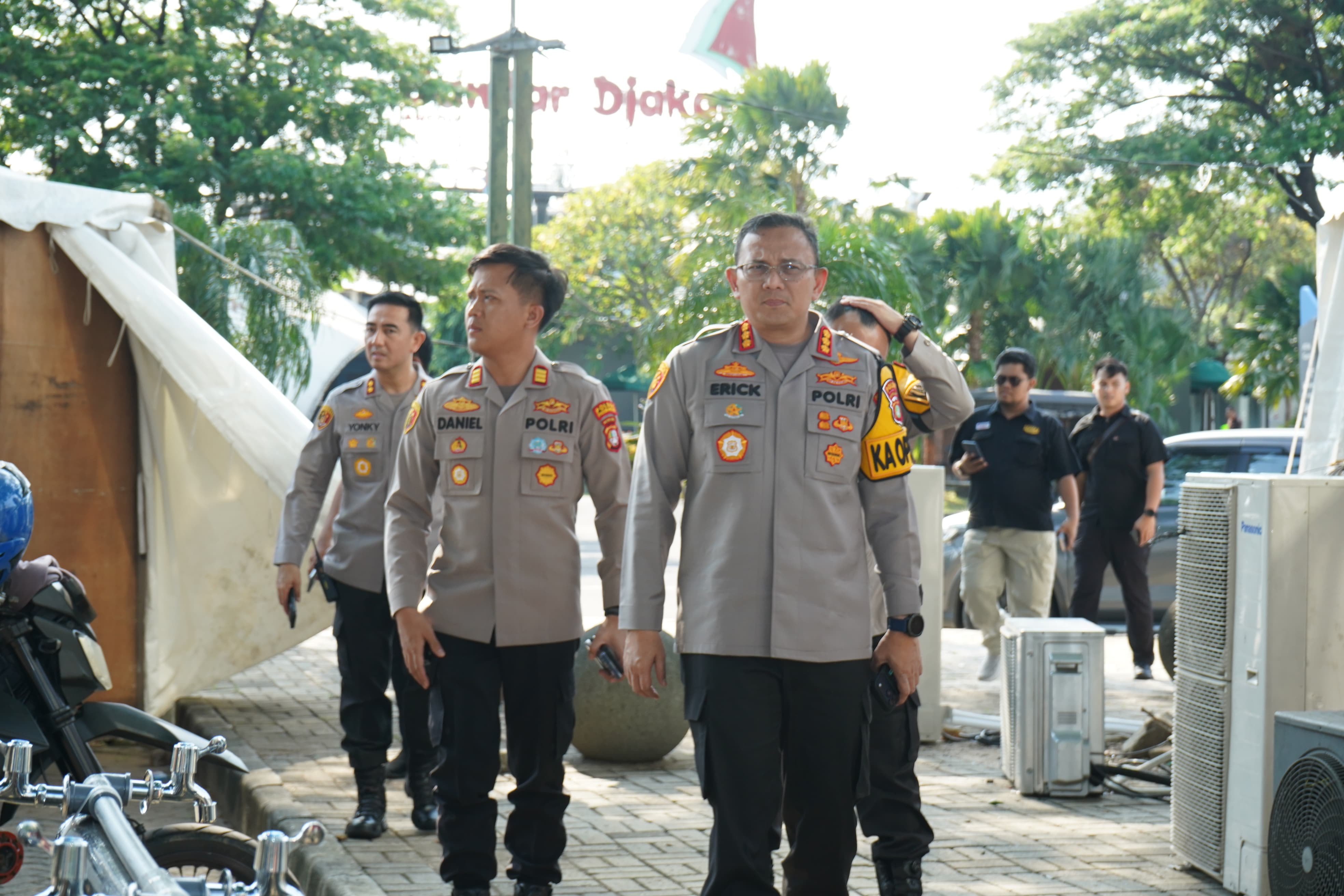 Kapolres Metro Jakarta Utara Tinjau Posyan Ancol dan Pimpin Zoom Meeting Kesiapan Ops Ketupat Jaya 2026