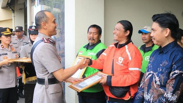 Hari Juang Polri, Polres Metro Bekasi Kota Perkuat Kebersamaan dengan Masyarakat