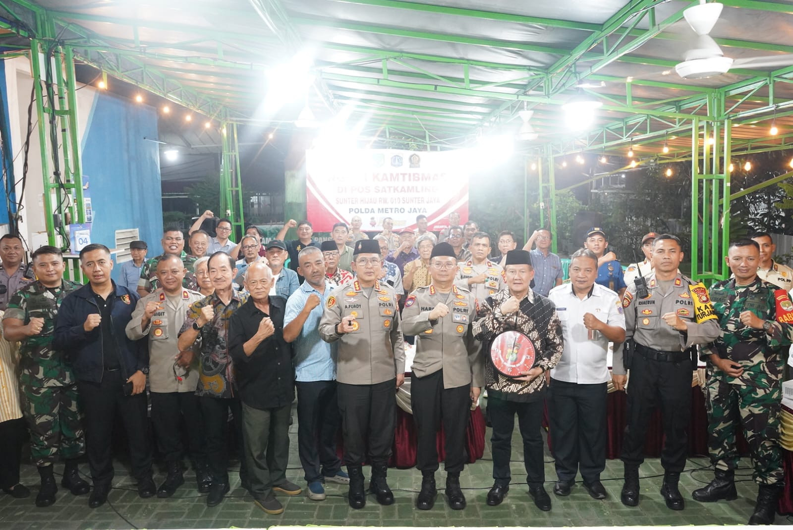 Ngopi Kamtibmas di Sunter Jaya: Sinergi Polisi dan Warga Cegah Tawuran dan Narkoba