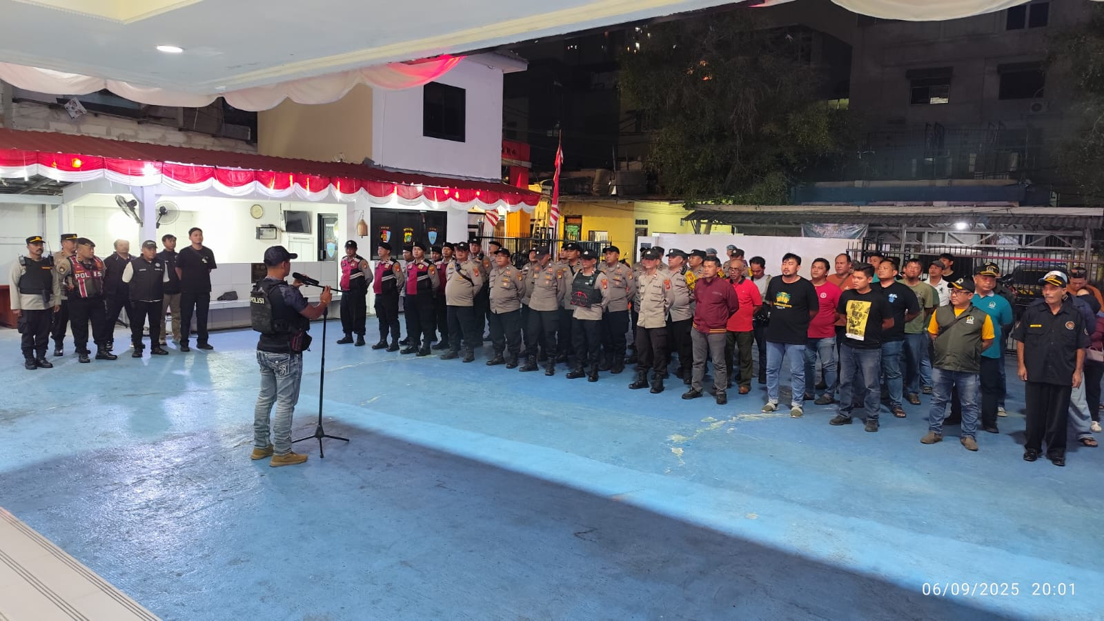 Kapolsek Pademangan Pimpin Apel KRYD Bersama 3 Pilar dan Elemen Masyarakat Pademangan, Cegah Guantibmas dan Jaga Kondusifitas Wilayah