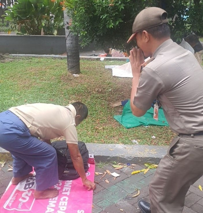 Satpol PP Tanjung Priok Perketat Pengawasan, PKL dan Spanduk Liar Ditindak