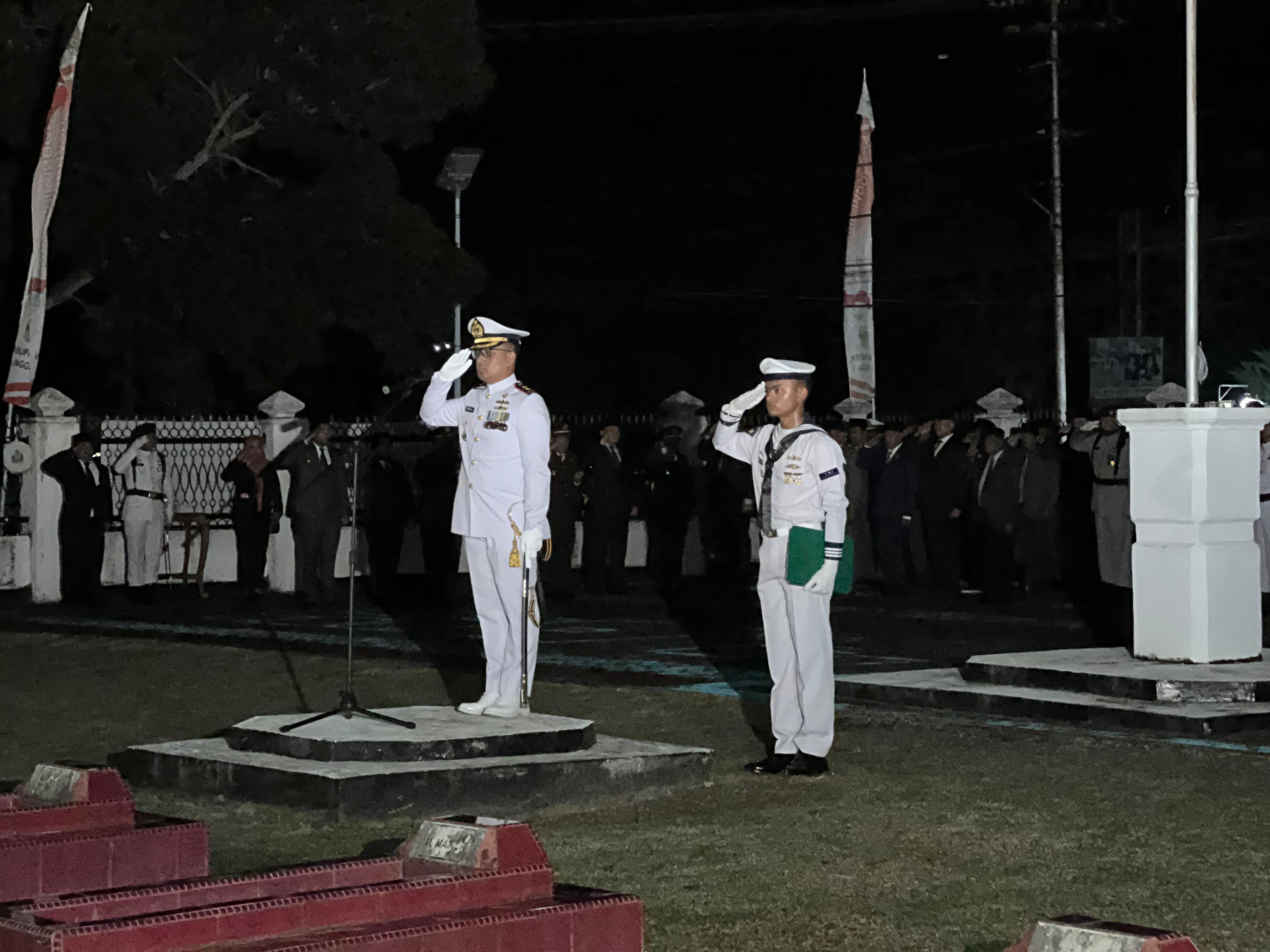 Komandan Pangkalan TNI AL Dabo Singkep Pimpin Upacara AKRS