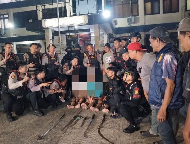 Tiga Pemuda Diduga Hendak Tawuran Diamankan di Koja, Polisi Sita Lima Sajam dan Satu Stik Golf