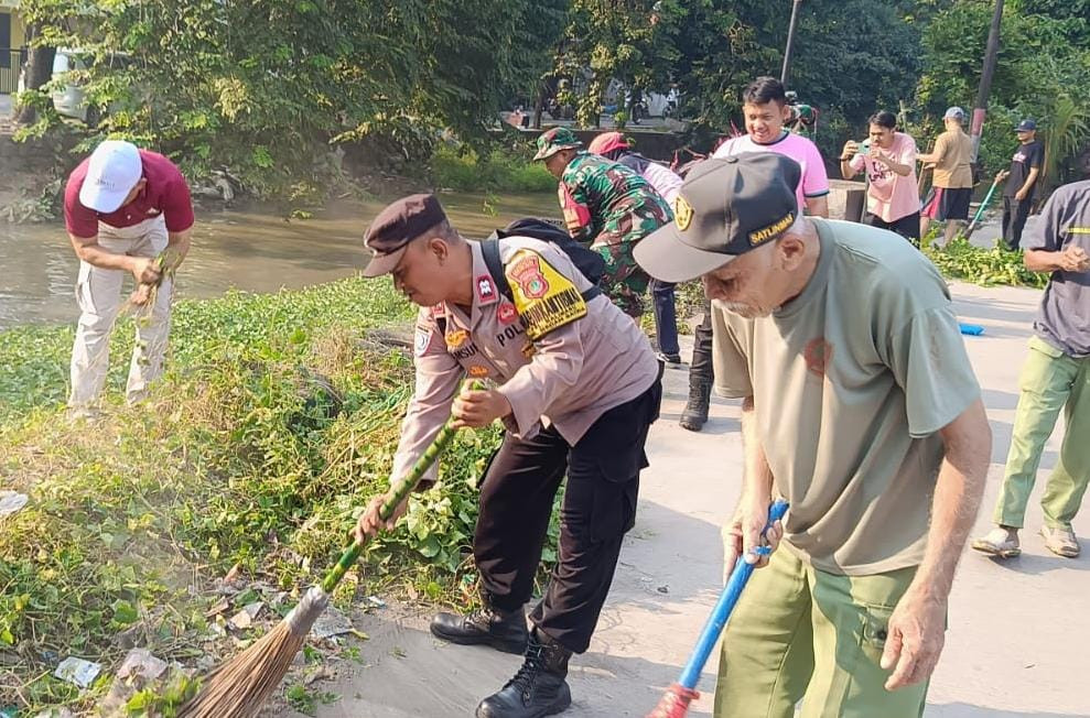 SINERGI TIGA PILAR KELURAHAN KALIBARU GELAR APEL GREBEG K.3 DI MEDAN SATRIA