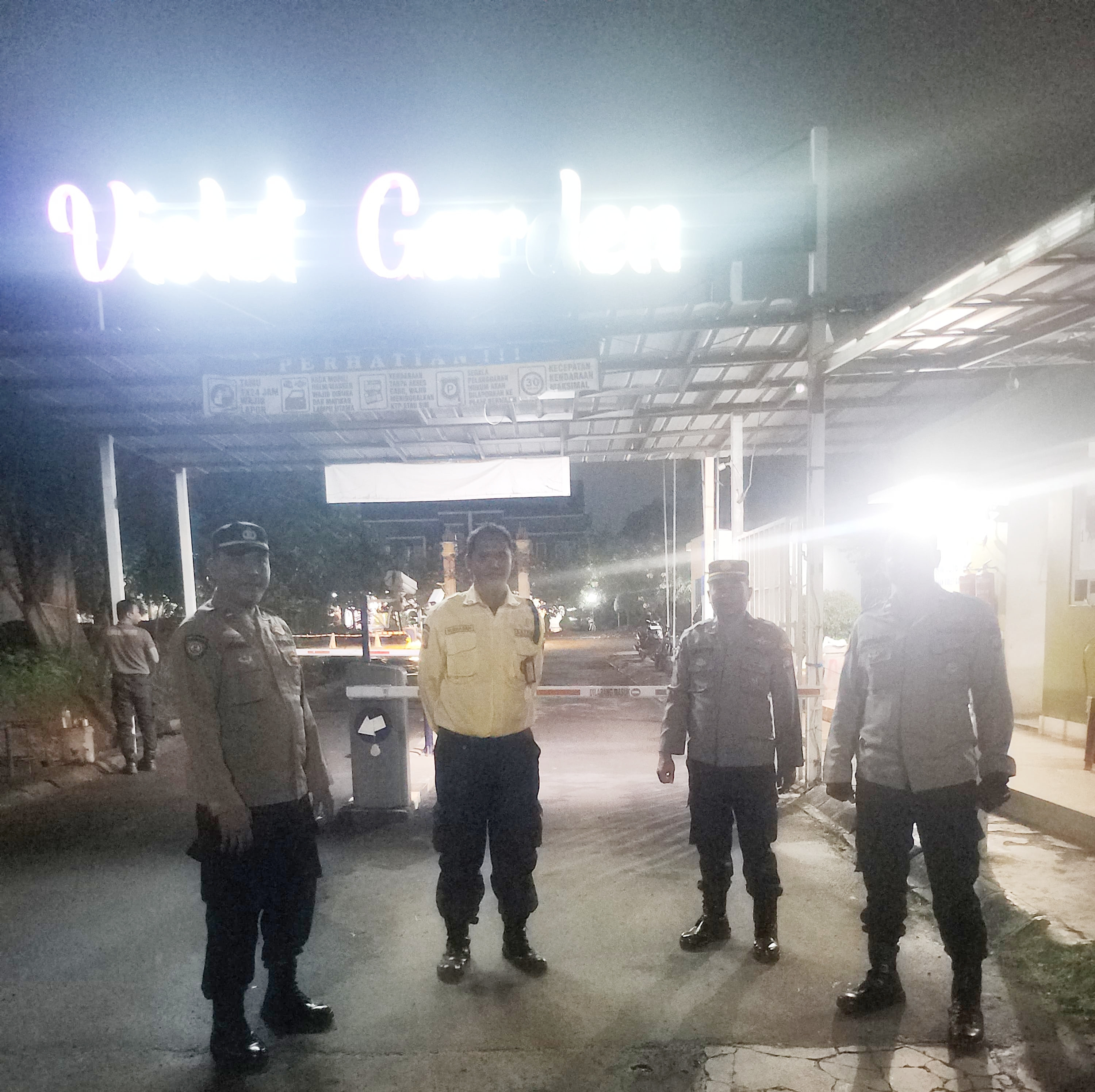 Polsek Bekasi Barat Gencarkan Patroli Malam Dalam Rangka Operasi Berantas Jaya 2025