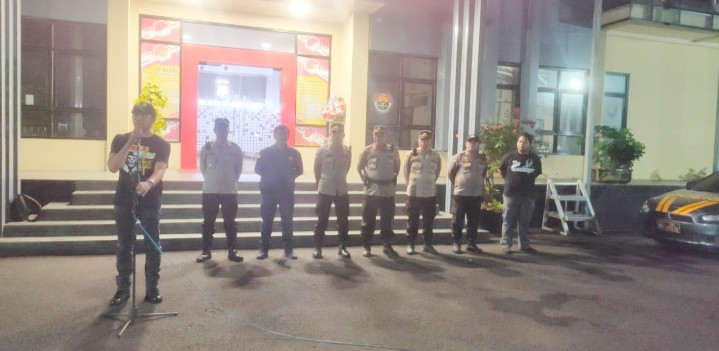 Kapolsek Kelapa Gading Gelar Apel dan Patroli Skala Besar, Jaga Kamtibmas Selama Libur Panjang
