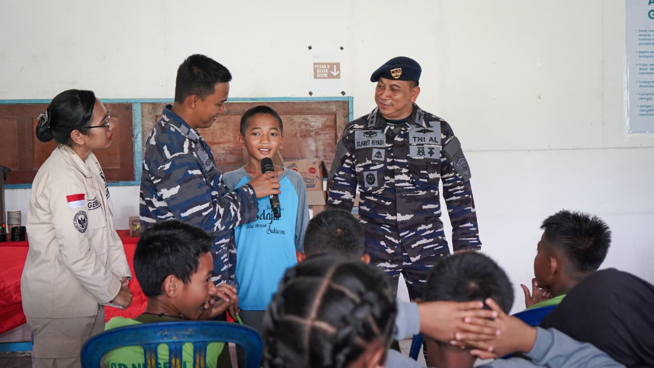 Kodaeral IX Ambon Berikan Edukasi Komprehensif KIT Perawatan Gigi Gratis Kepada Siswa Desa Opin Seram Utara Maluku Tengah