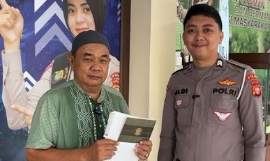 Pemohon Balik Nama Kendaraan Akui Pelayanan BPKB Ditlantas PMJ Sangat Membantu