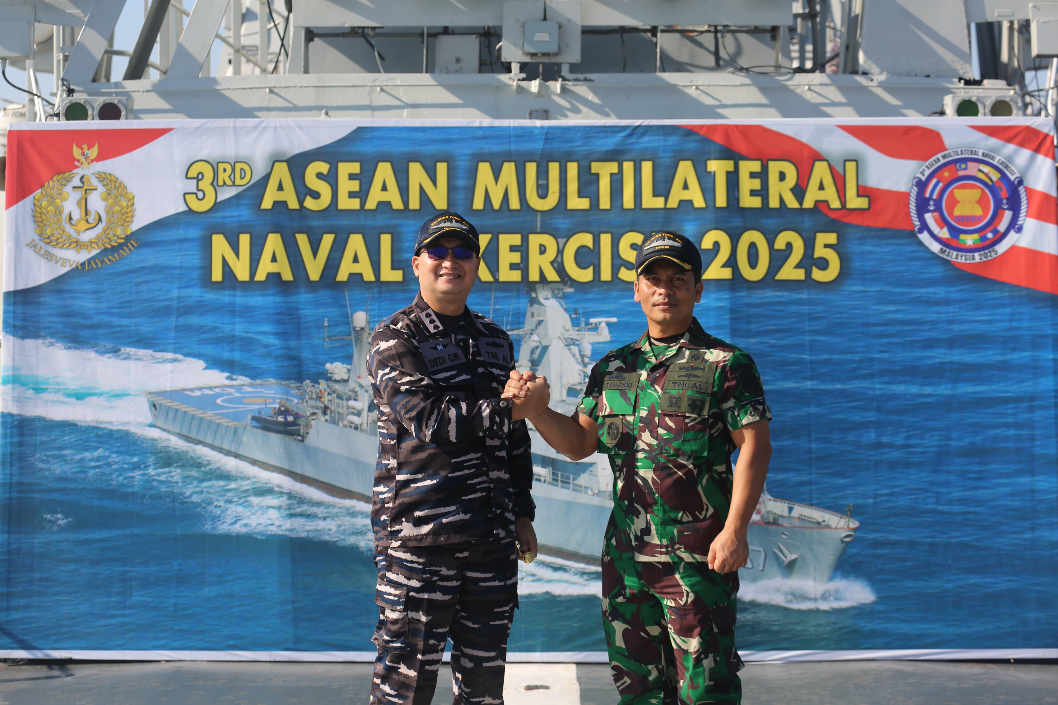 Sukses Laksanakan Satgas AMNEX 2025, KRI Bung Tomo-357 Tiba Kembali di Belawan