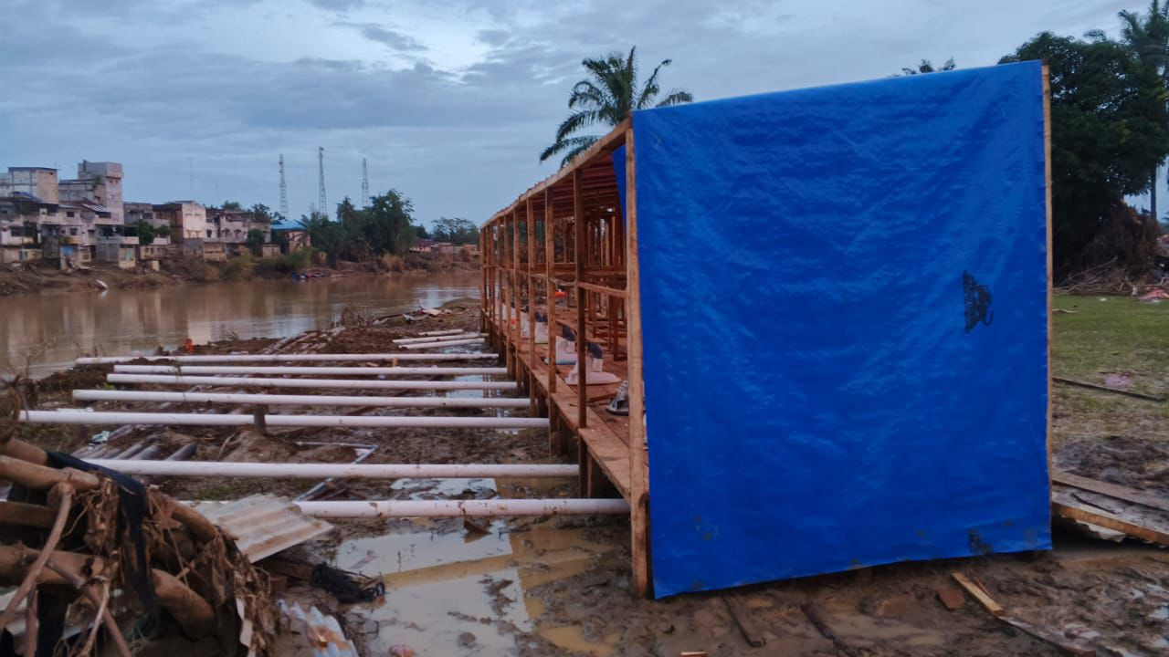 Wujud Kepedulian Nyata untuk Masyarakat, Brimob Polri Bangun MCK Umum di Kuala Simpang, Aceh