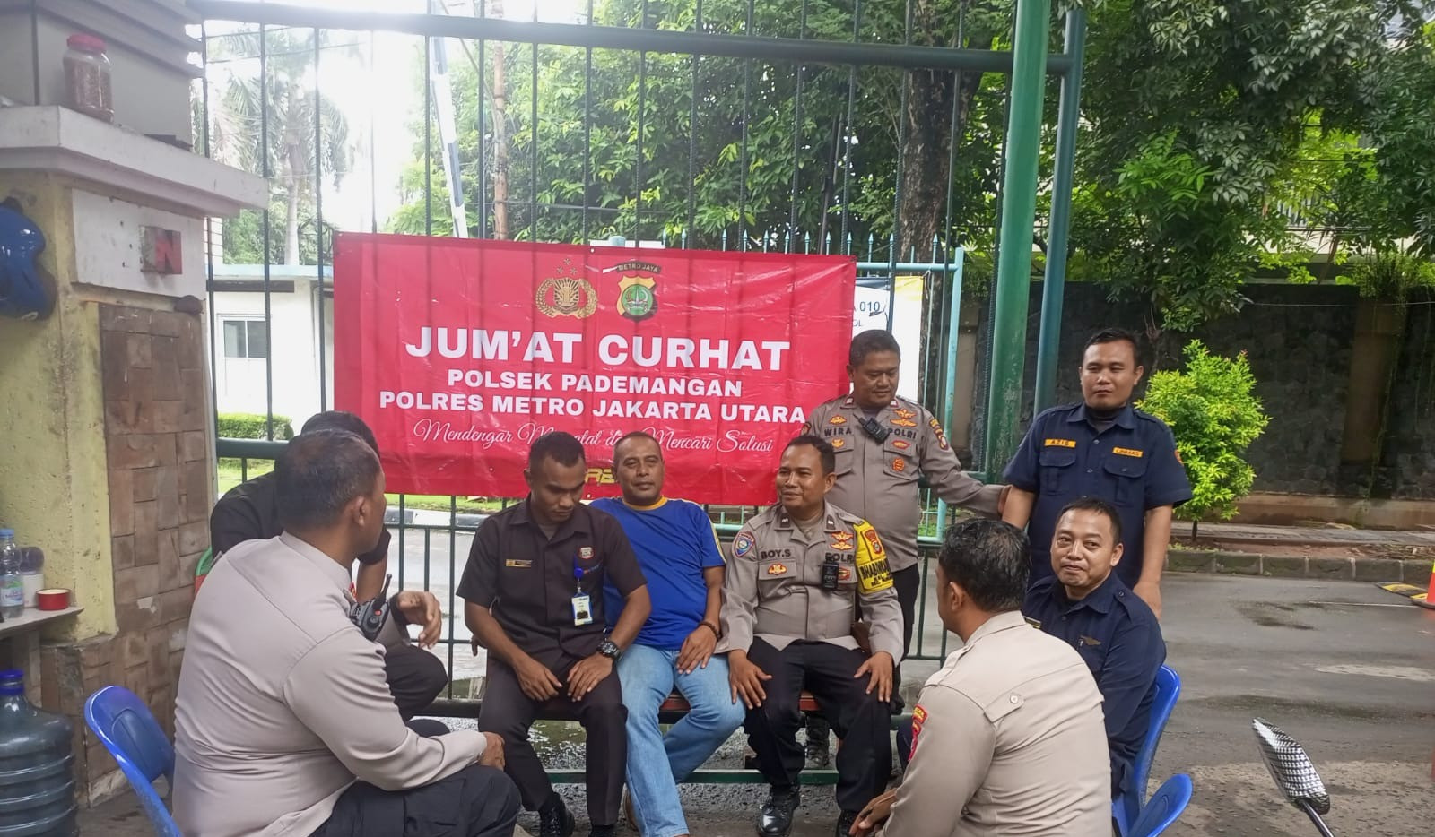 Jum’at Curhat Polsek Pademangan: Security dan Linmas Perumahan RW 10 Ancol Sampaikan Aspirasi dan Keluhan Kamtibmas