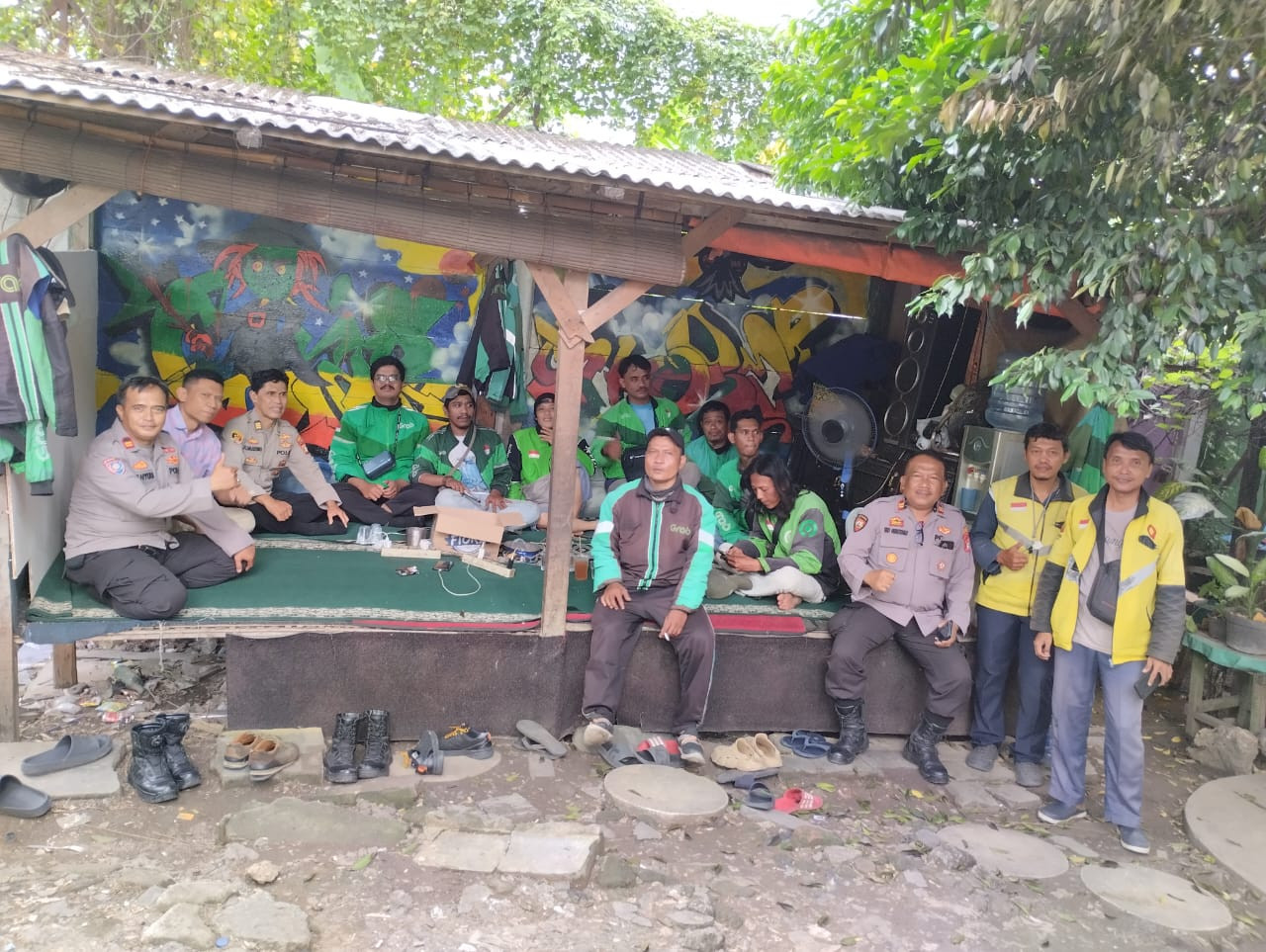 Wakapolsek Medansatria Kunjungi Base Camp Ojol Kober, Perkuat Silaturahmi dan Sinergitas Kamtibmas