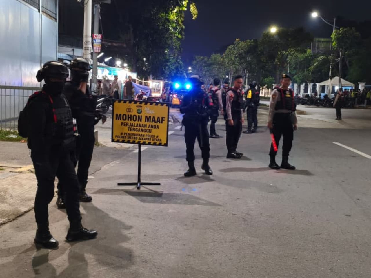 Patroli Brimob PMJ dan Polres Amankan 3 Terduga Pengguna Sabu Saat Patroli Dini Hari di Jakarta Utara