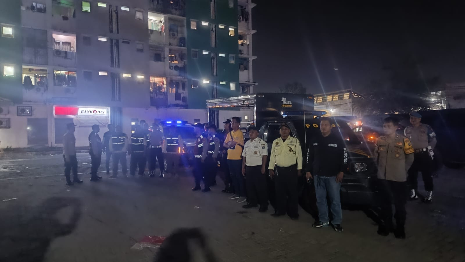 Polsek Metro Penjaringan Gelar KRYD Tengah Malam, Antisipasi Tawuran dan Kejahatan Jalanan
