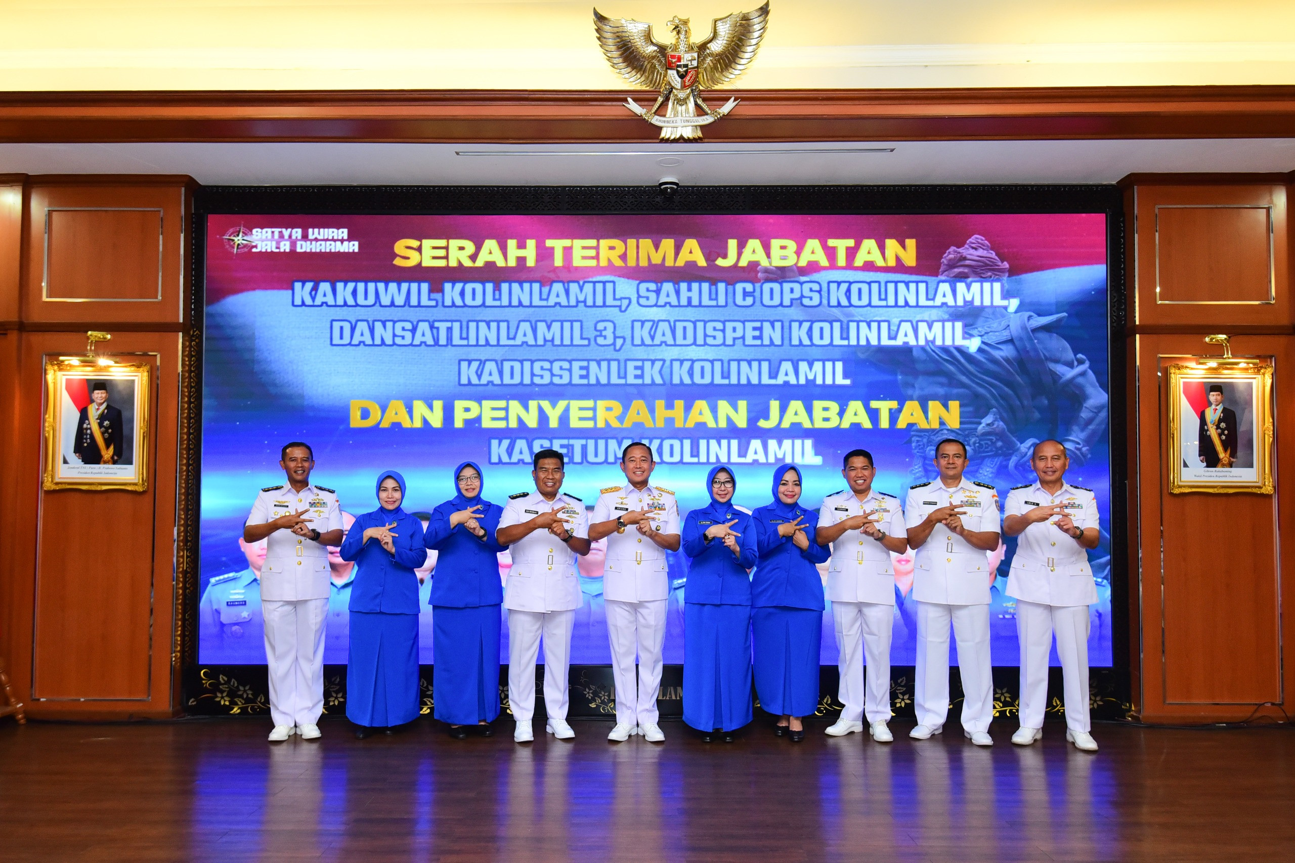 Tongkat Kepemimpinan Satlinlamil 3 Resmi Diserahkan Kepada Kolonel Laut (P) Sulthon Maula Firdaus