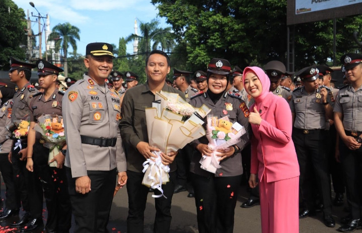 Kapolres Bogor Pimpin Upacara Kenaikan Pangkat 125 Personel Polres Bogor