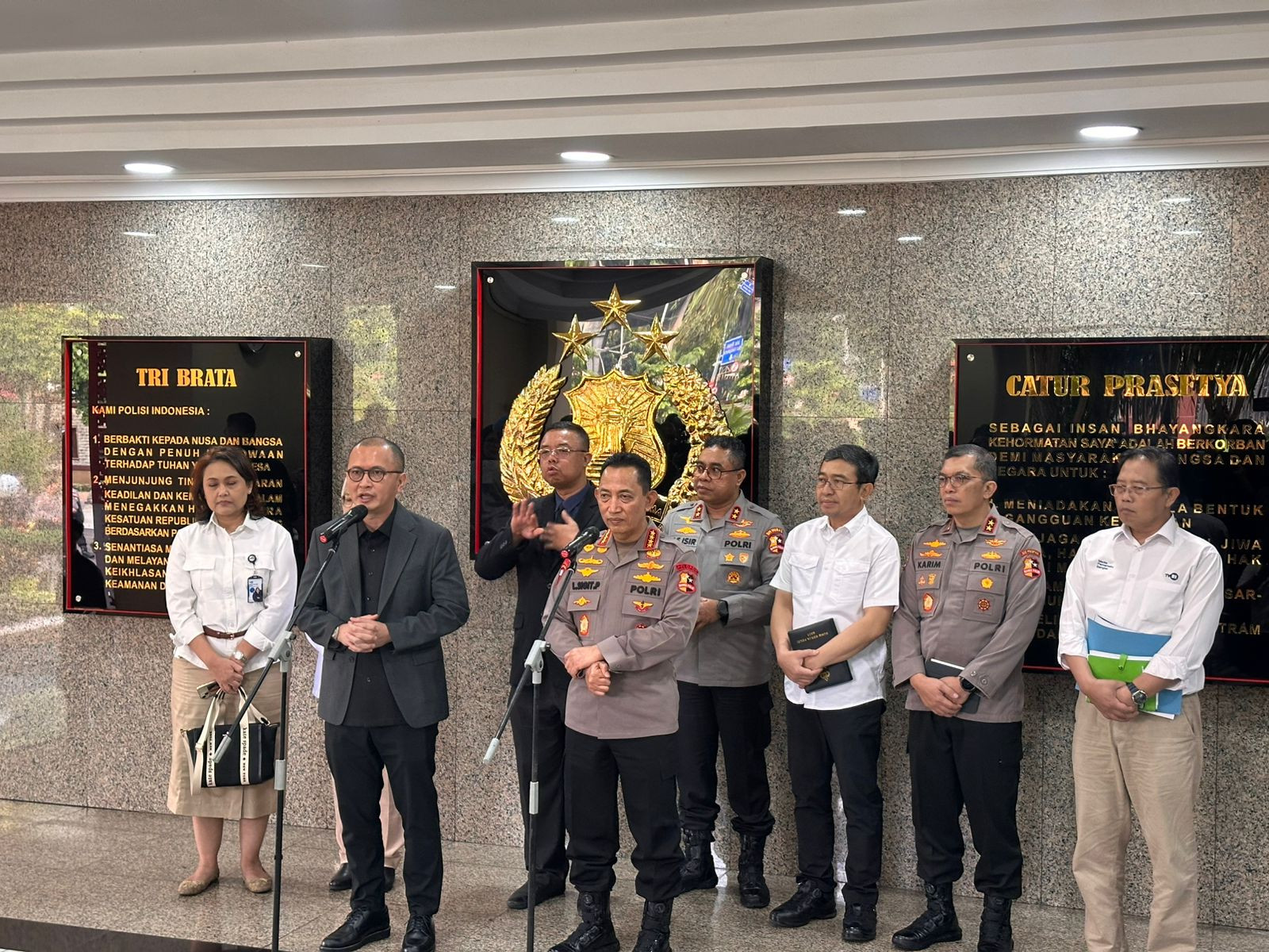 Polri Dukung TVRI Gelar Nobar Piala Dunia hingga Tingkat Polsek