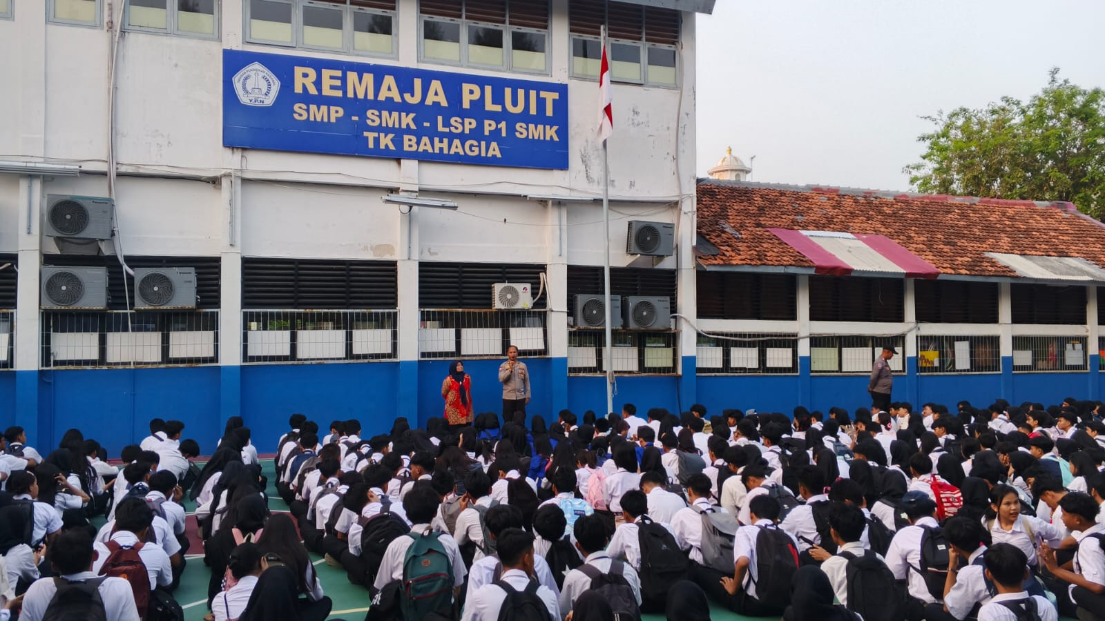 Jaga Jakarta, Polsek Metro Penjaringan Ajak Pelajar SMK Remaja Pluit Fokus pada Prestasi
