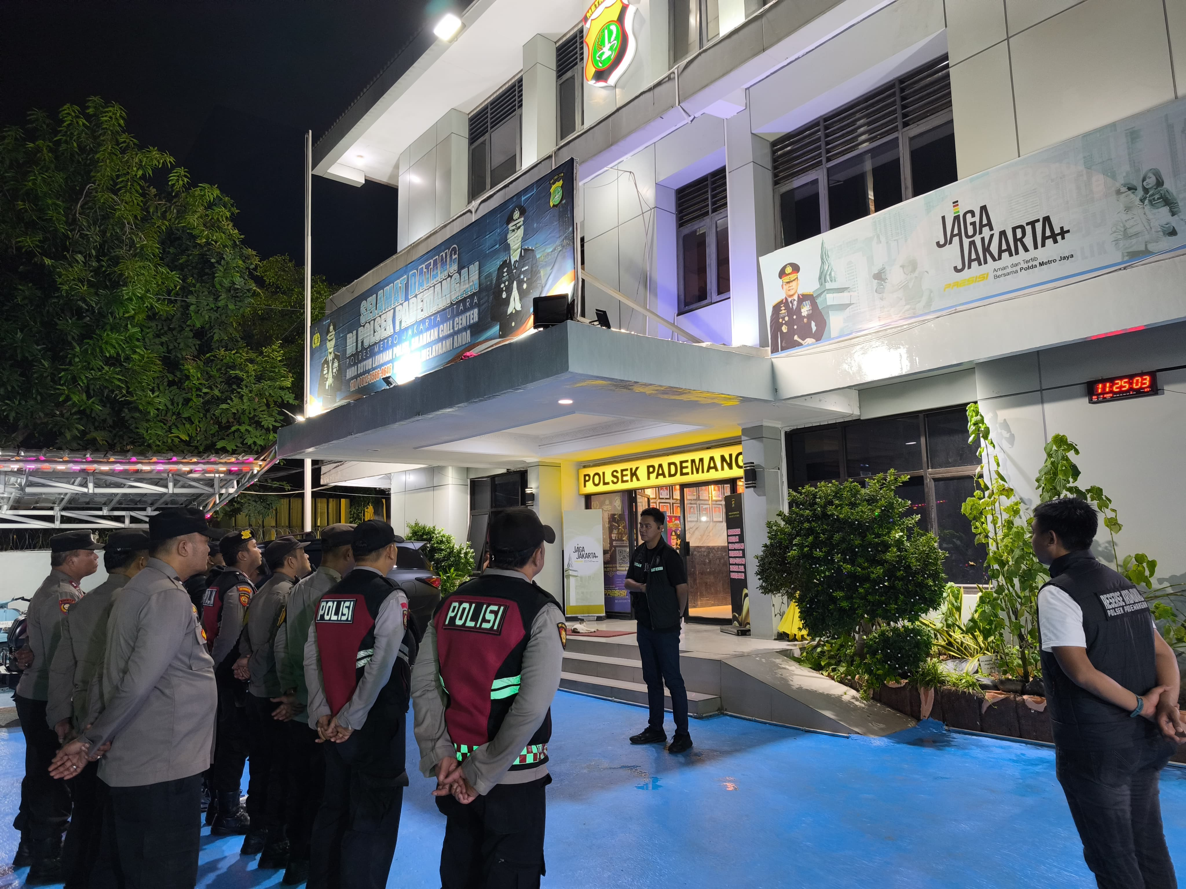 Polsek Pademangan Gelar Apel KRYD, Antisipasi Tawuran dan Balap Liar di Jakarta Utara