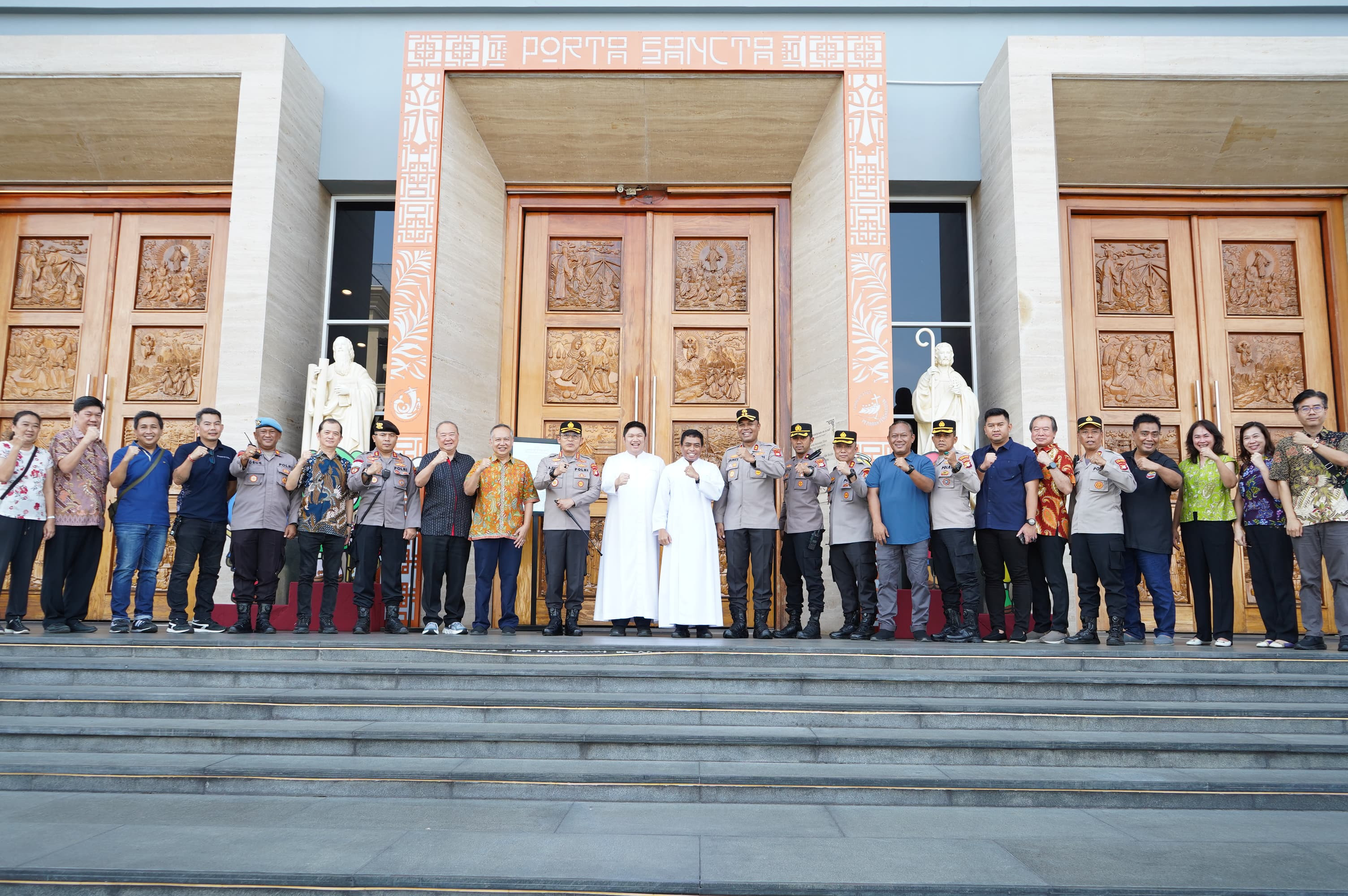 Kapolres Metro Jakarta Utara Tinjau Ibadah Kenaikan Isa Almasih di Gereja Kim Tae-gon