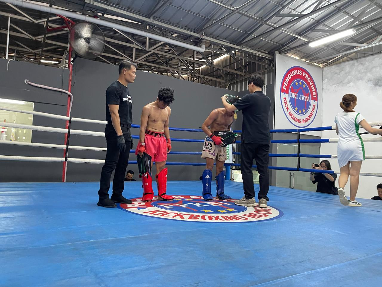 Atlet MMA Pasmar 3 Raih Medali Emas di Tournament Roockie Series Kickboxing