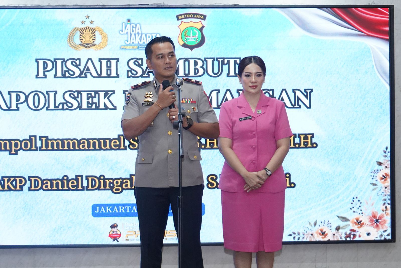 Kompol Immanuel Sinaga, Kapolsek Dicintai Warga Pademangan