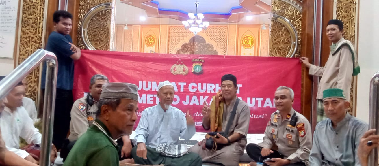 Pererat Silaturahmi dan Jaga Kamtibmas, Polsek Koja Gelar Program "Jumat Curhat" di Masjid Miftahul Huda