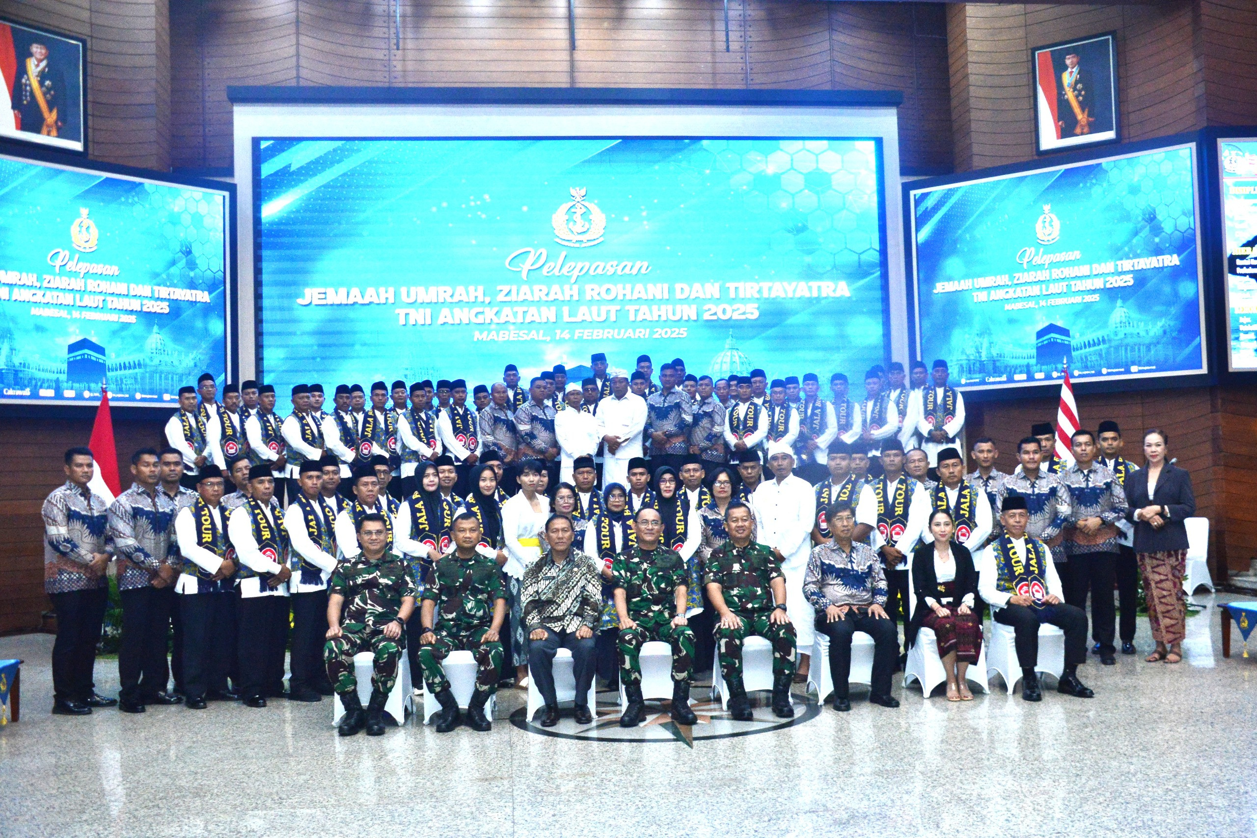 Ir Kolinlamil Hadiri Pelepasan Peserta Ibadah TNI AL Ke Luar Negeri