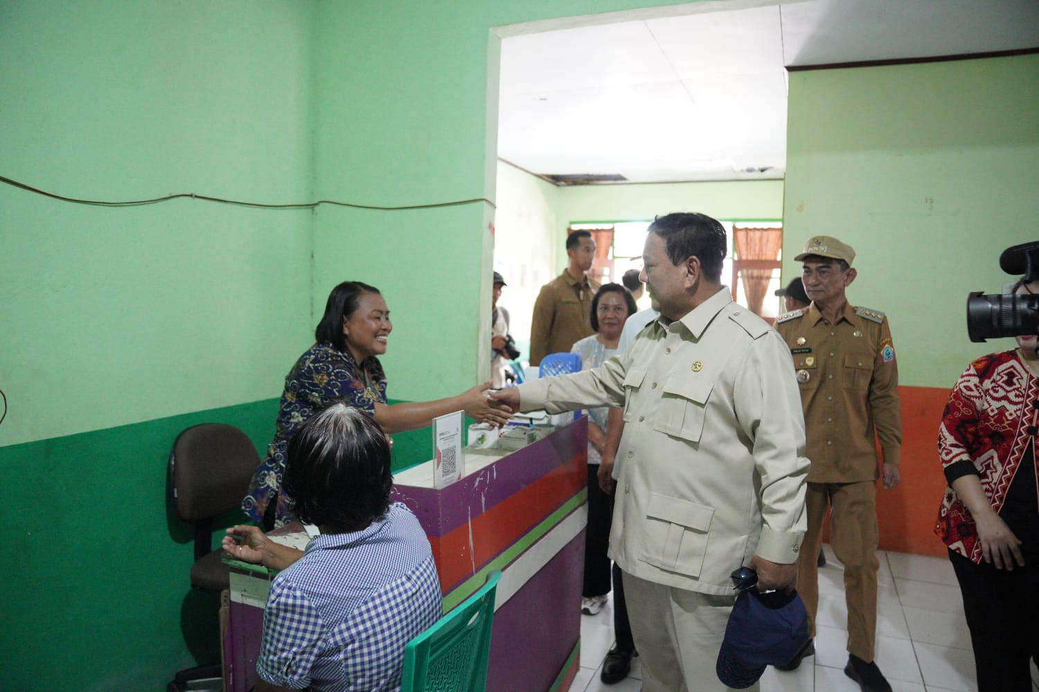 Dari Filipina Prabowo Langsung ke Pulau Miangas untuk Cek Fasilitas Kesehatan Masyarakat