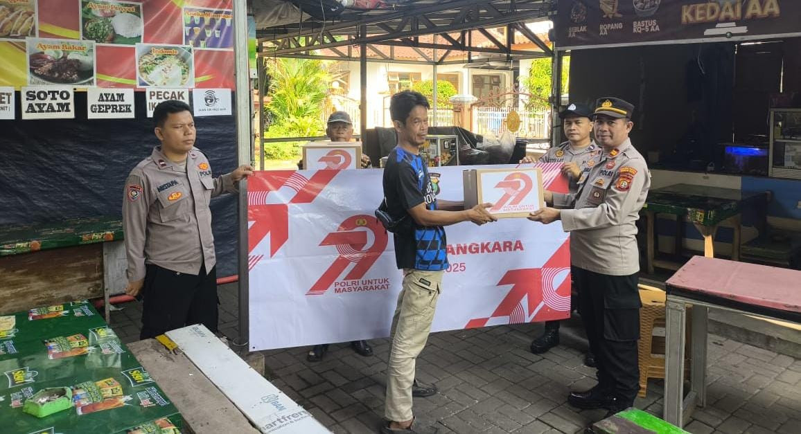 Bakti Sosial Kelurahan Jati Kramat Dalam Rangka Menyambut HUT Bhayangkara ke-79
