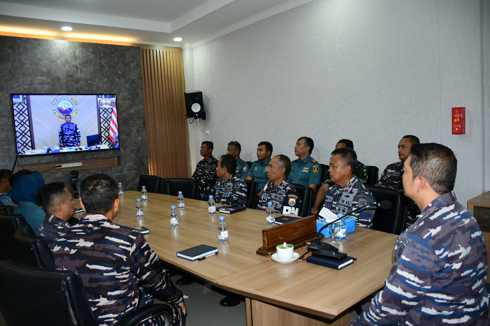 Komandan Lanal Bandung Ikuti Briefing Awal Latihan Penegakan Hukum dan Keamanan Laut Jajaran Koarmada I