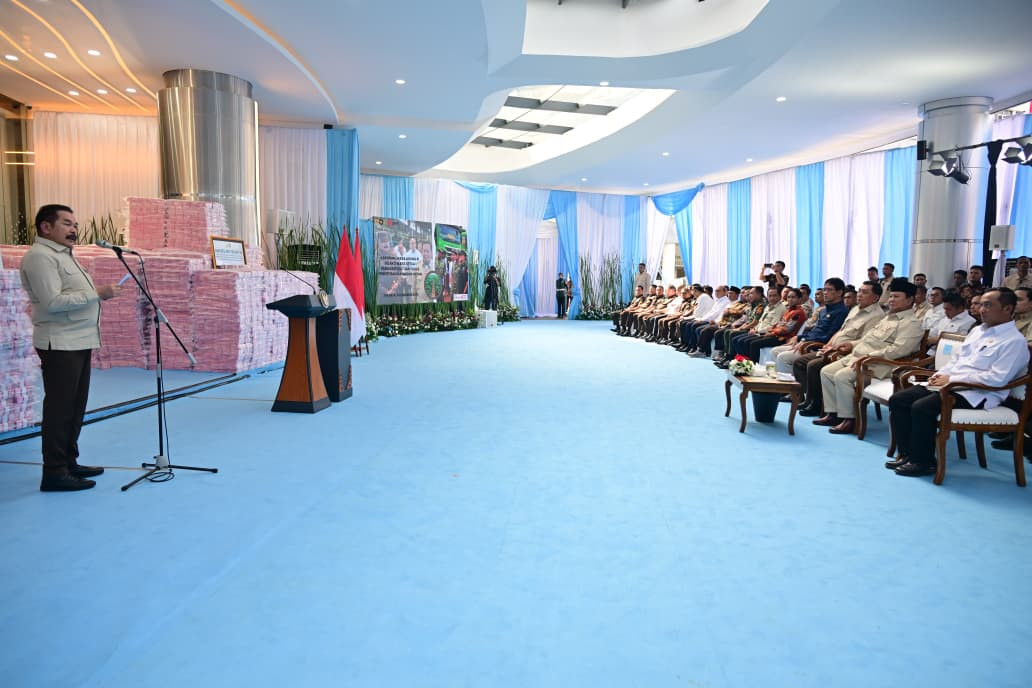 Panglima TNI Hadiri Penyerahan Uang Sitaan Negara Rp 6,6 Triliun di Kejaksaan Agung