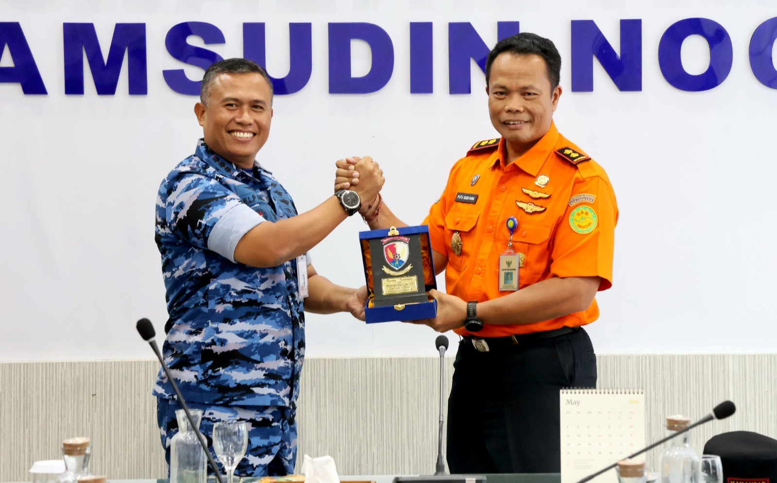 Sinergi Tanpa Batas, Kabasarnas Beri Penghargaan Khusus untuk Lanud Sjamsudin Noor