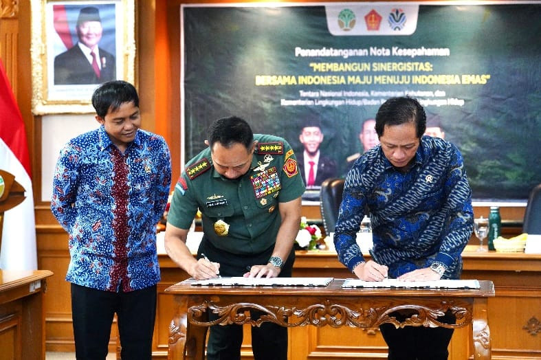 Panglima TNI Tandatangani Nota Kesepahaman dengan Menteri Kehutanan dan Menteri Lingkungan Hidup