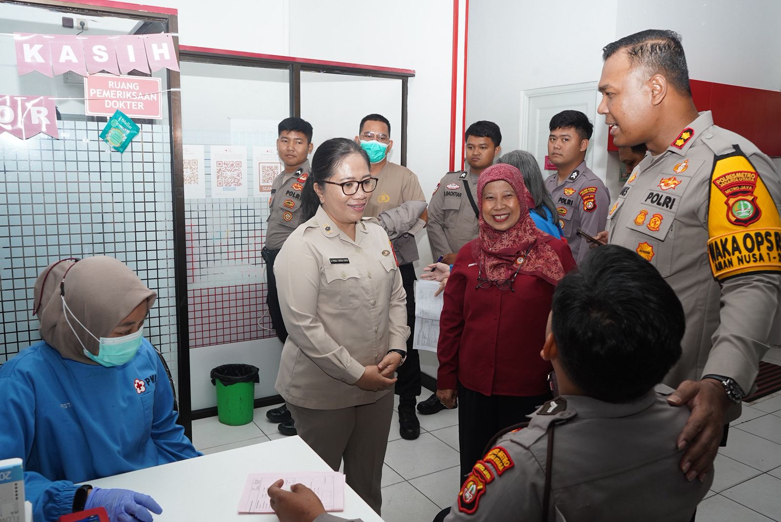 Peduli Sesama, Wakapolres Metro Jakut Pimpin Donor Darah dalam Rangka Hari Jadi ke-74 Humas Polri