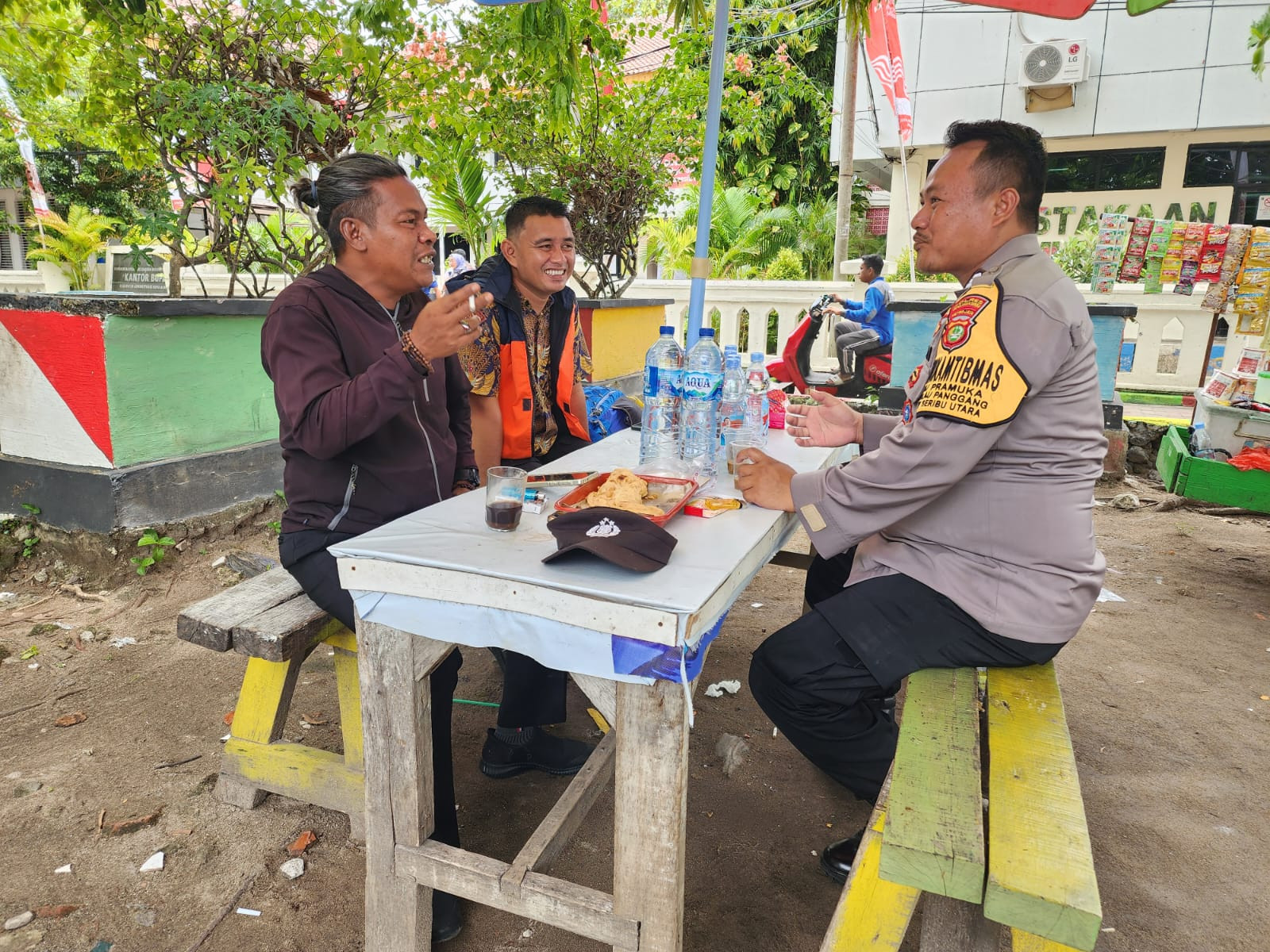 Jakarta On The Spot di Pulau Pramuka, Bhabinkamtibmas Sosialisasikan Layanan Polri 110 Gratis 24 Jam
