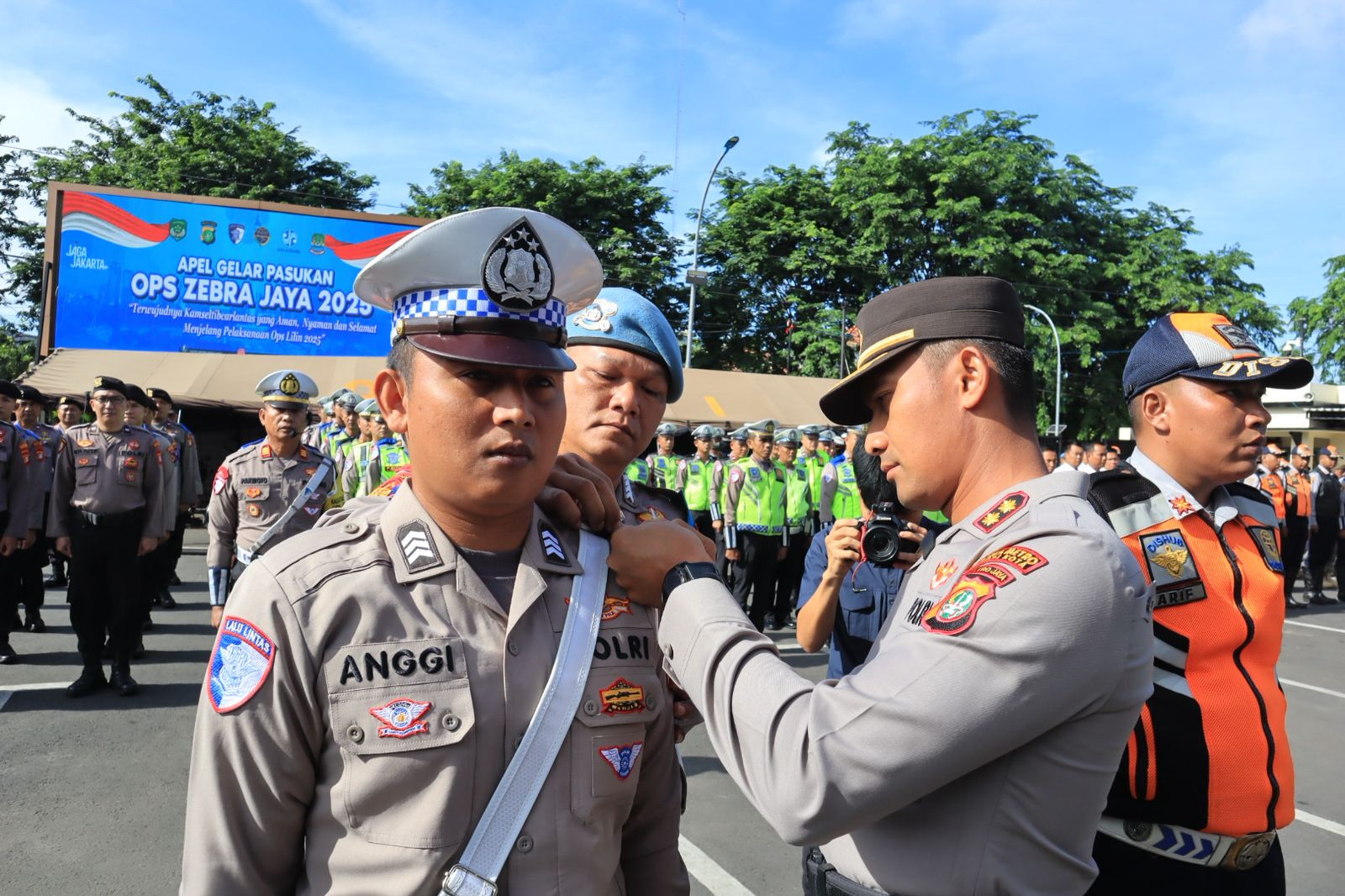 Polres Metro Bekasi Kota Gelar Apel Operasi Zebra Jaya 2025: Wujudkan Keselamatan dan Ketertiban Lalu Lintas