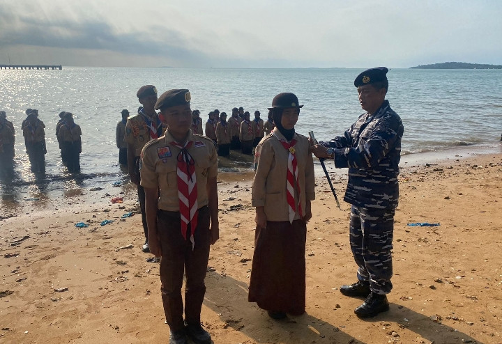 Danlanal Bintan Kukuhkan 33 Orang Calon Anggota Saka Bahari Lanal Bintan