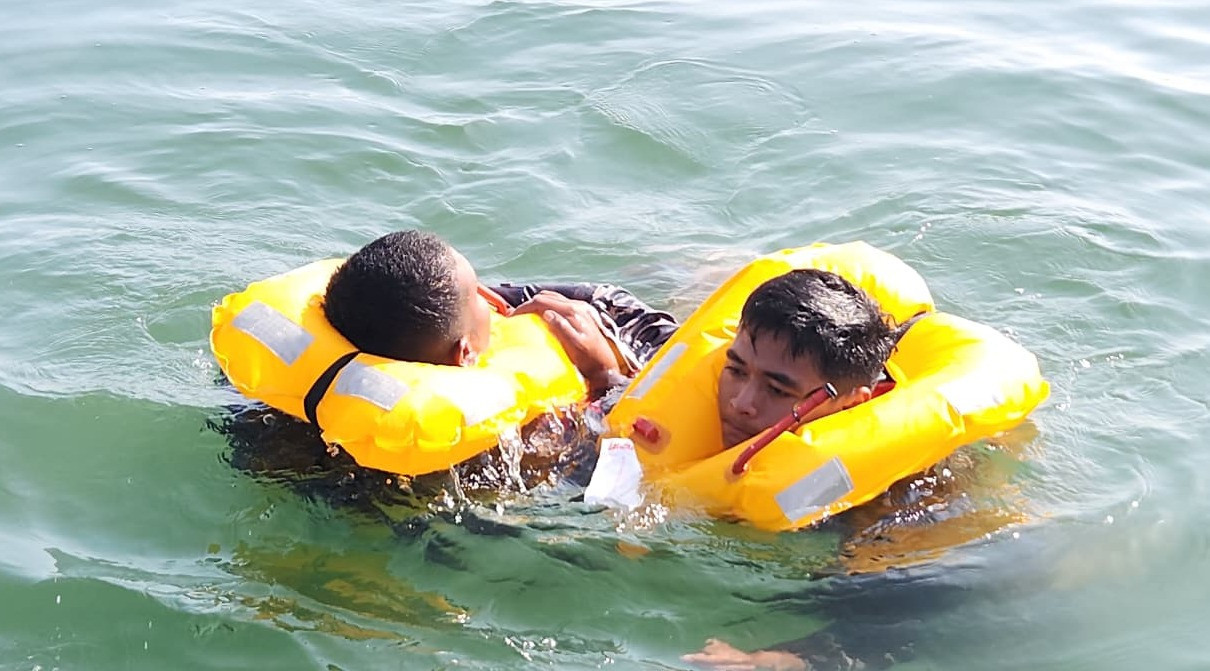 Tingkatkan Kesiapsiagaan Hadapi Bencana, Satlinlamil 3 Gelar Latihan SAR Laut