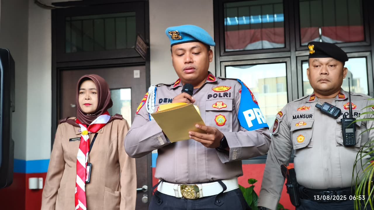 Polsek Pademangan Gelar “Polri Goes to School” di SDN 07 Pademangan Barat: Ajak Siswa Jaga Keamanan dan Tolak Narkoba
