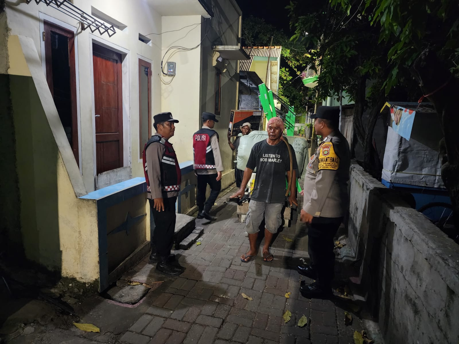 Patroli Gabungan Polsek Kepulauan Seribu Utara Intensifkan Pencegahan 3C dan Sosialisasi Layanan 110