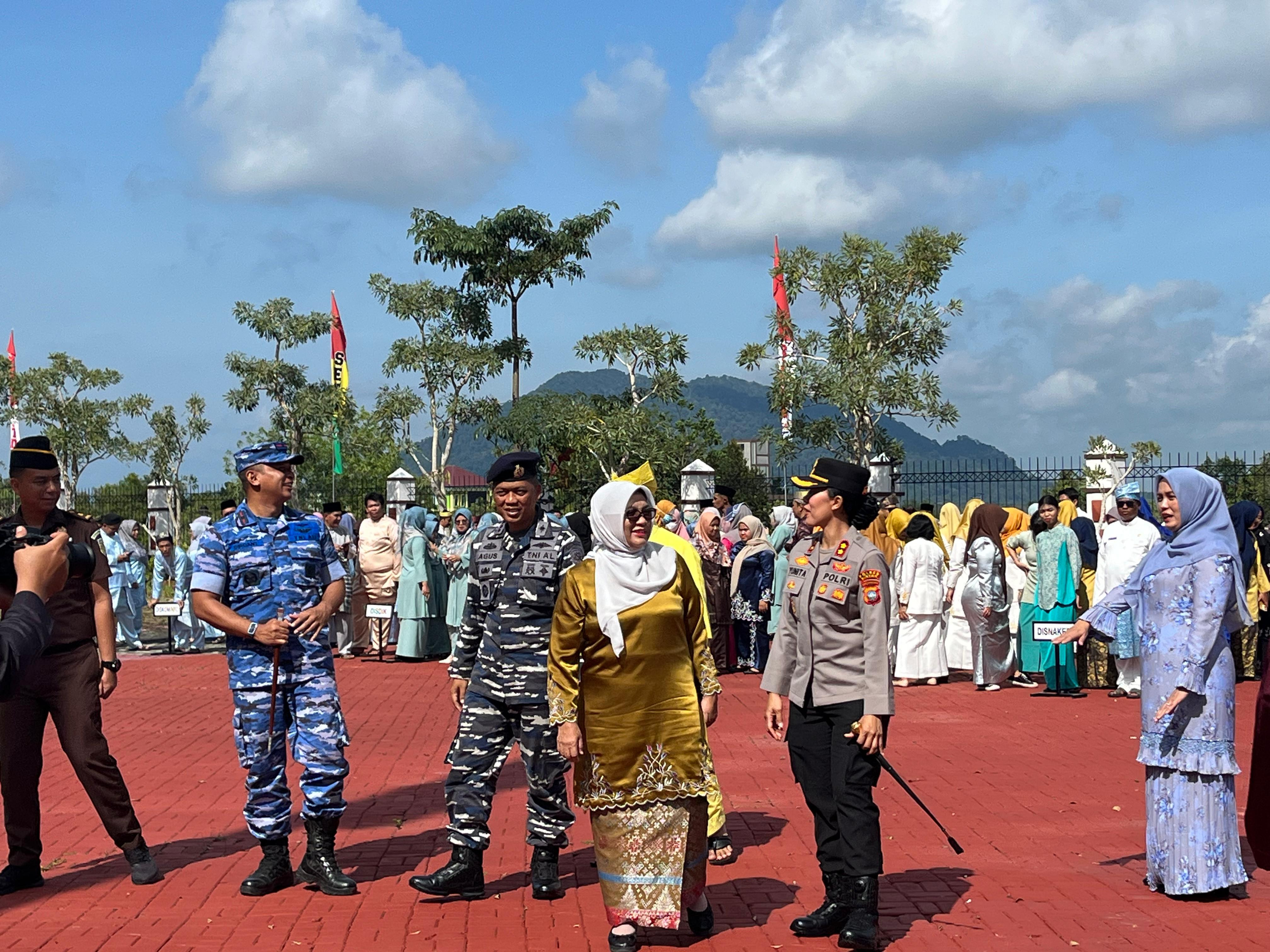 Danlanal Bintan Hadiri Upacara Hari Jadi Ke-23 Provinsi Kepri Tahun 2025