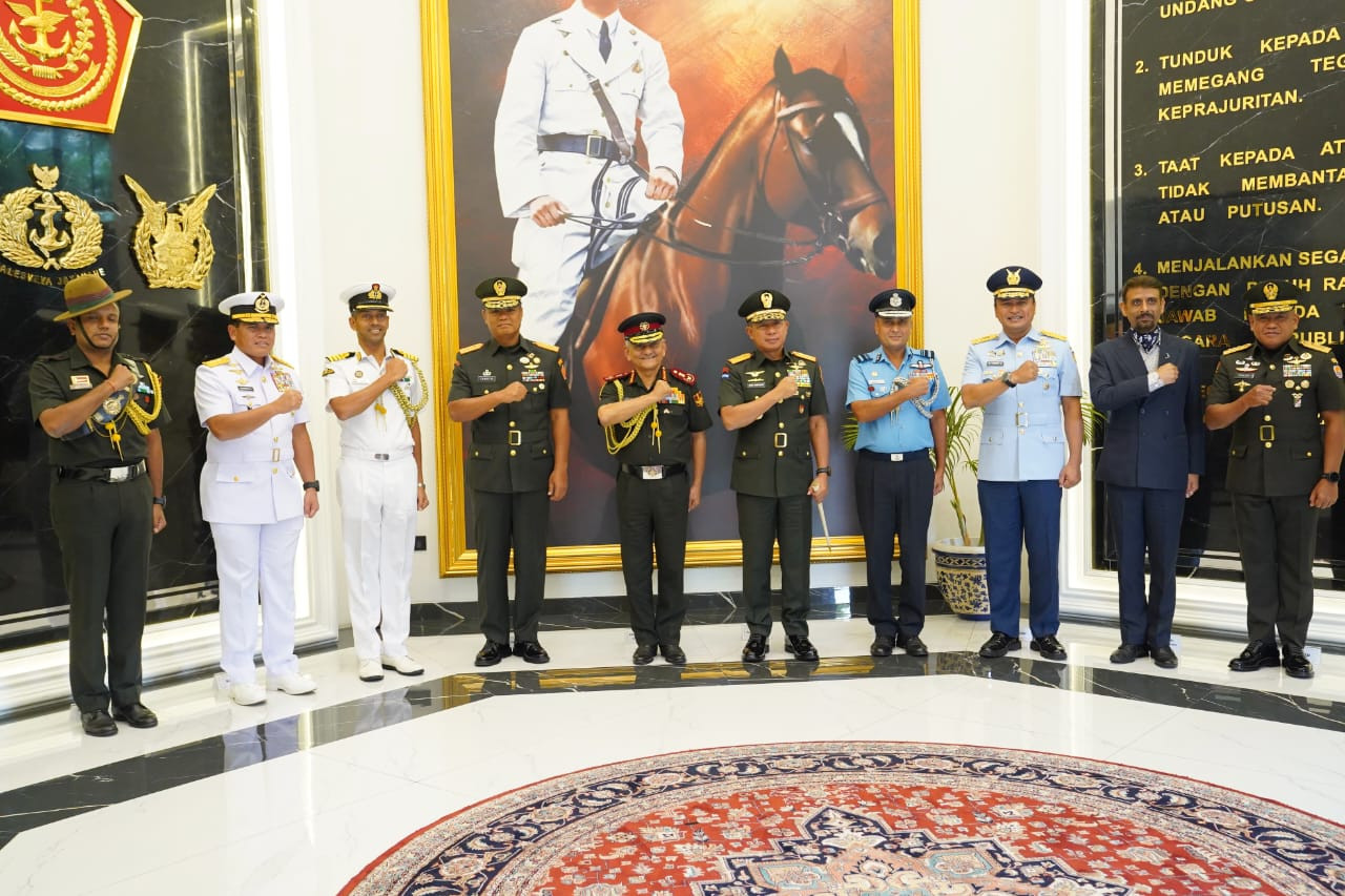 Perkuat Hubungan Pertahanan, Panglima TNI Terima Kunjungan Pangab India
