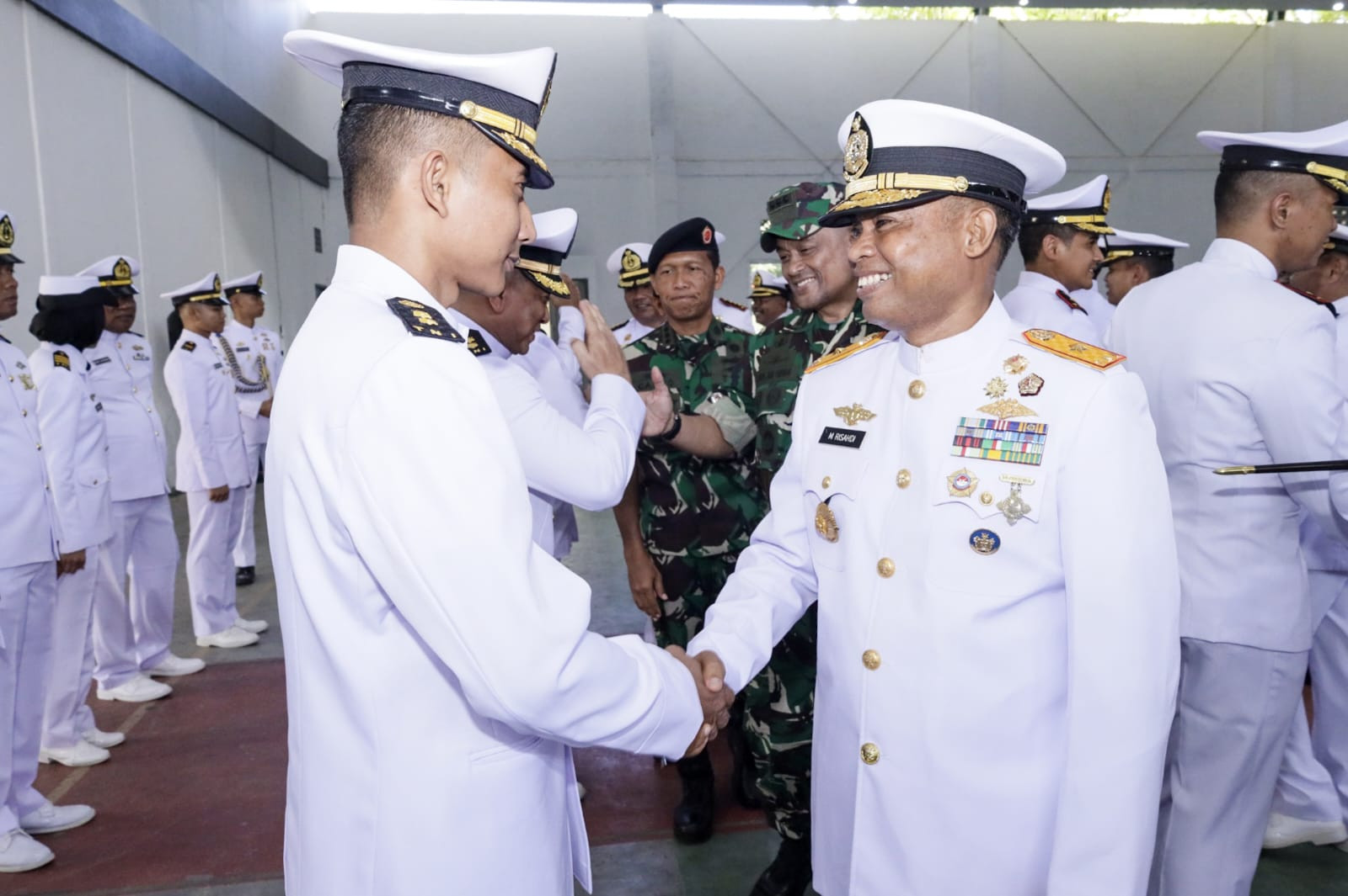 Kodaeral IX Gelar Acara Laporan Korps Kenaikan Pangkat Perwira dan Upacara Kenaikan Pangkat Bintara-Tamtama Mako Kodaeral IX