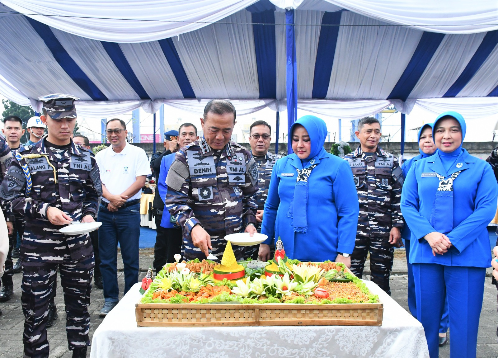 Danlanal Sabang Hadiri Upacara Pembukaan dan Pelepasan KKRI di KRI Semarang-594