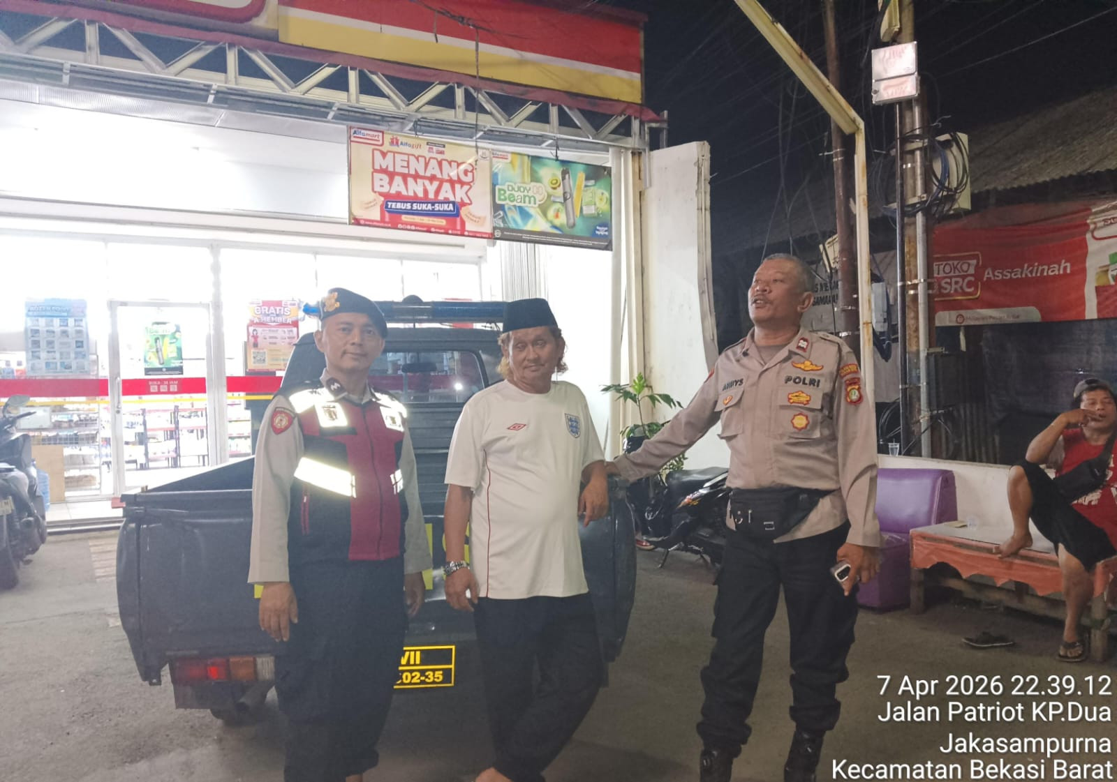 Tingkatkan Patroli Polsek Bekasi Barat Berikan Rasa Aman Kepada Masyarakat