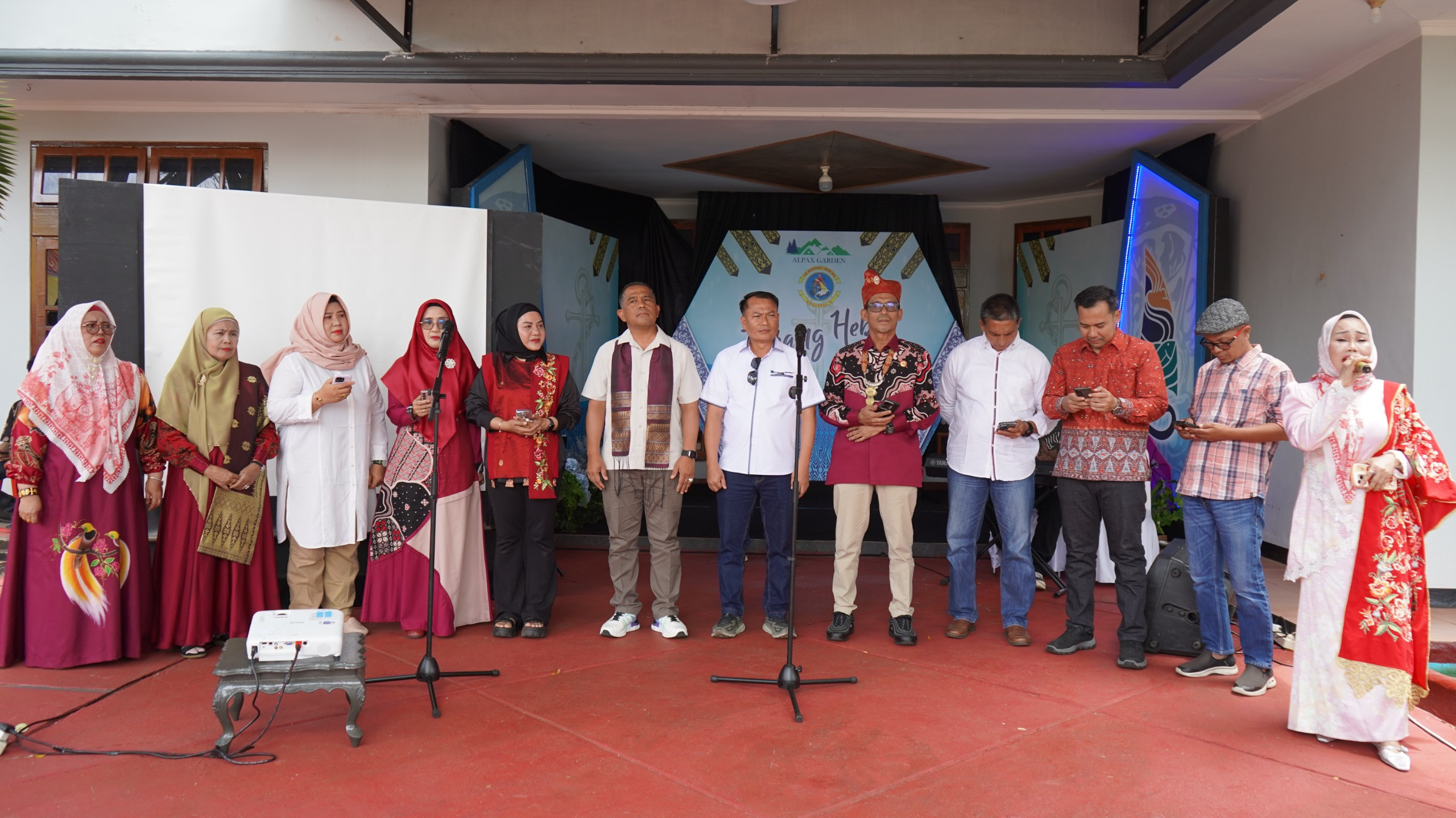 Dankodaeral X Resmi Jadi “Datuak” di Tanah Papau, IKM Jayapura Kukuhkan Mayjen TNI Werijon