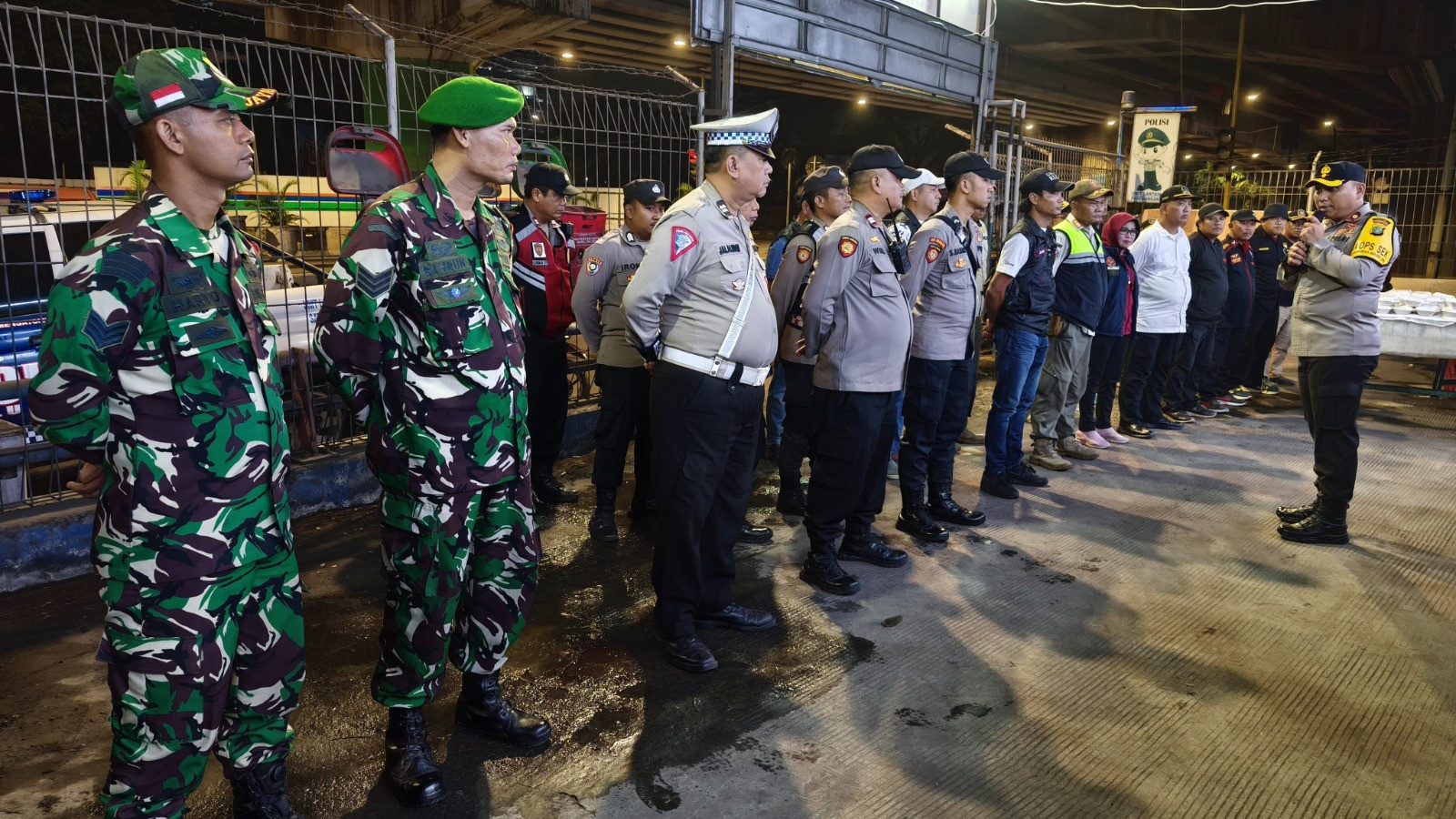 Humanis dan Sigap, Apel KRYD Polsek Pademangan untuk Jaga Keamanan Malam Hari