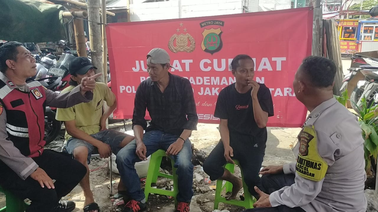 Polsek Pademangan Gelar Jumat Curhat, Warga Dihimbau Waspada Curanmor dan Bahaya Narkoba